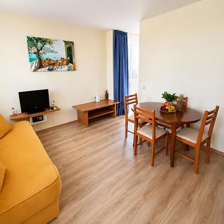 Lejlighed Tropical-style With Mountain Views *
